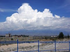 -霍尔果斯国门景区