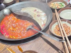 -萍姐火锅·公路夜市(武汉首店)