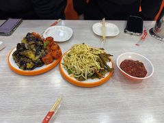 -三姐妹冷面馆(保卫路店)
