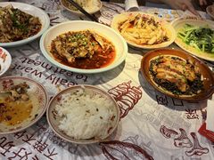 -耙吉吉川味小酒馆(本地人回头店)