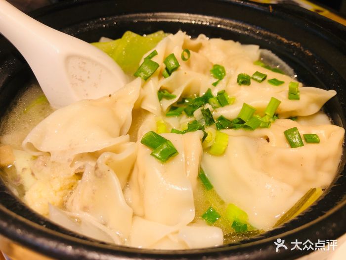 龙抄手食府(浣花北路店)砂锅原汤抄手图片