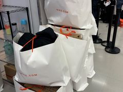 -王府井奥莱临潼小镇(临潼店)