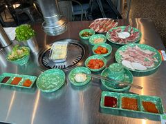 -欧巴炭烤肉오빠숯불구이(南京东路店)