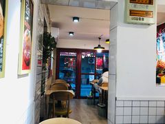 -十三朝牛馍王擀面皮(骡马市店)