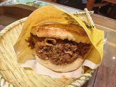 -穆得·老周家牛肉烧饼(普利街店)