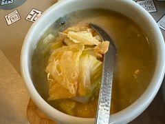 -穹六人间 people 6(岳阳路店)