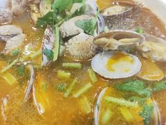 -何记花甲(海岸城旗舰店)
