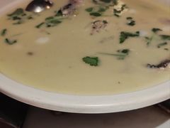 -卢大鲜鱼头捞饭(美利广场店)