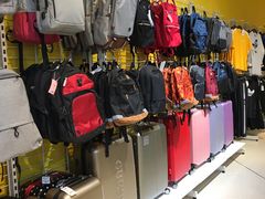 -BIGOFFS 超级折扣(仁恒伊势丹店)