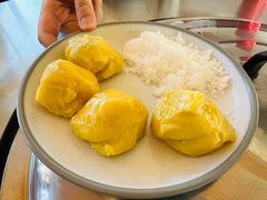 粘豆包-粘豆包柴火铁锅炖