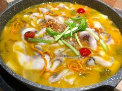 -山城外·非遗酸菜鱼(财富中心店)