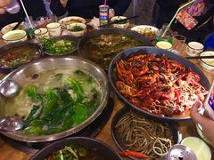 -去吃小龙虾·江湖菜·烧烤(南滨路店)