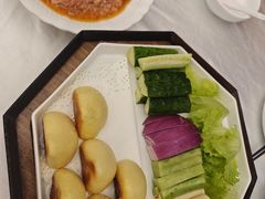 -品海楼·大连海胆锅贴馆(东港店)