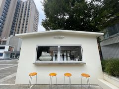 -HUGS coffee(东区店)