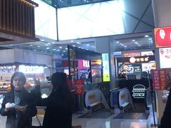 -八一路好吃街(雨田商务大厦店)