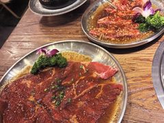 -明洞阿姨·韩式酱蟹烤肉·创意料理(三元桥店)