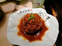 红烧狮子头-京城小江南·北京烤鸭·江南土菜·白鱼(中关村店)