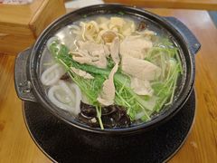 -丽虹云南过桥米线(兴工街店)