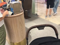 -MUJOSH木九十眼镜(月星环球港B1店)