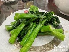 招牌芥兰-红星光发煲仔饭(文海店)