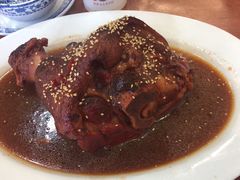 -巷子深菜馆·津门肘子(滨海店)