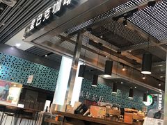 大堂-星巴克(西安机场1店T3到达店)