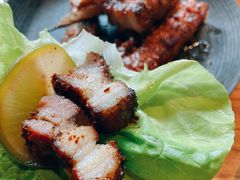 厚切傣式猪五花与奶油生菜-SHAN山(前滩太古里店)