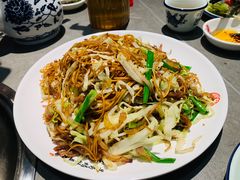 腊肉椰菜炒面-荔苑老鱼庄