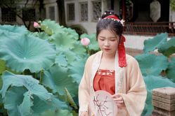 -一揽芳华汉服旗袍体验馆(拙政园店)