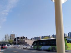 -八宝山(地铁站)