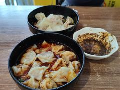 -继红顺河抄手名小吃