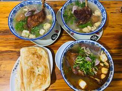 -叶新小吃店(来凤小区总店)