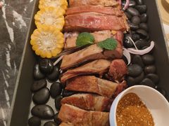 -艳阳天·非遗楚菜(武汉客厅店)