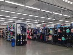 -迪卡侬(燕山店)