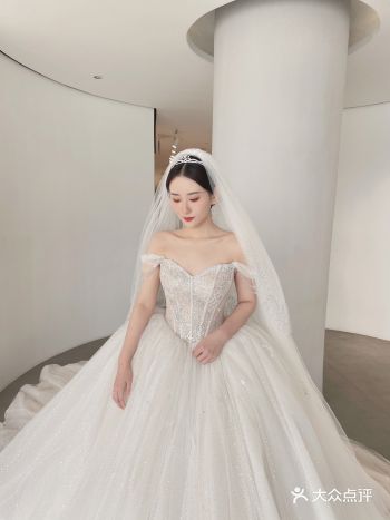 披星戴月走向你的世界洛阳婚纱