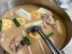 -肥仔文澳门猪骨煲(南京西路店)