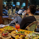 恭喜万象城拥有加菲猫同款千层意面…