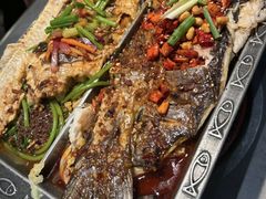 -鸣记脆皮烤鱼·海鲜烤鱼(亿合城店)