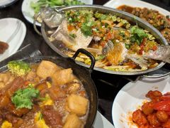-临街徽菜馆·正宗黄山味