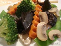 蘑菇什锦-唐廊烤鸭店(工体店)