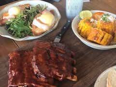 -ROAST coffee & eatery