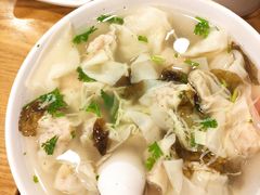 -琴岛顺天馄饨(营口路市场店)
