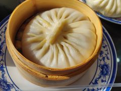 蟹黄大汤包-九炉分座(个园店)