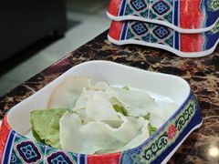 -牛里牛气· 榴莲海鲜鲜牛肉自助火锅·烤肉(横岗店)