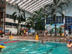 -龙脉温泉室内游泳馆