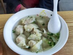 三鲜馄饨-珊珊小笼馆(仙霞路店)