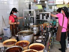 自助调料区-珀玉莲花白米线店