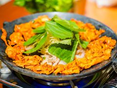 铁板章鱼五花肉-春熙台韩国料理·章鱼肥牛(西丽店)