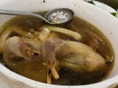 -山明水秀大饭店