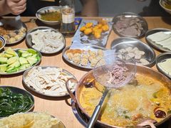 -洱火云南酸菜牛肉火锅(石景山当代商城店)